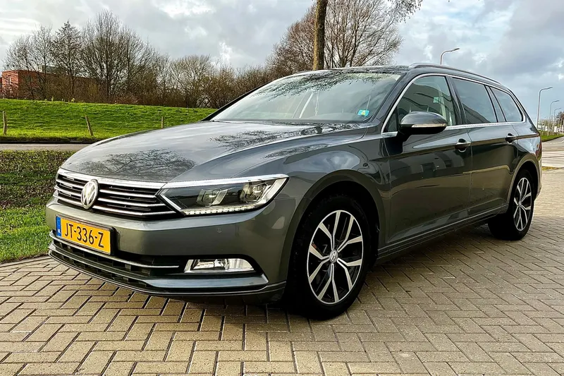 Volkswagen Passat (2016)