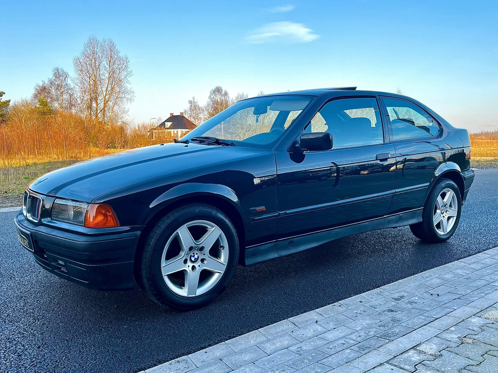 BMW 3-Serie (1995) — foto 1