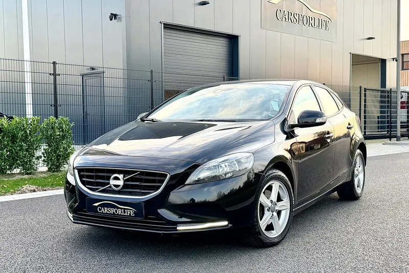 Volvo V40 (2012)
