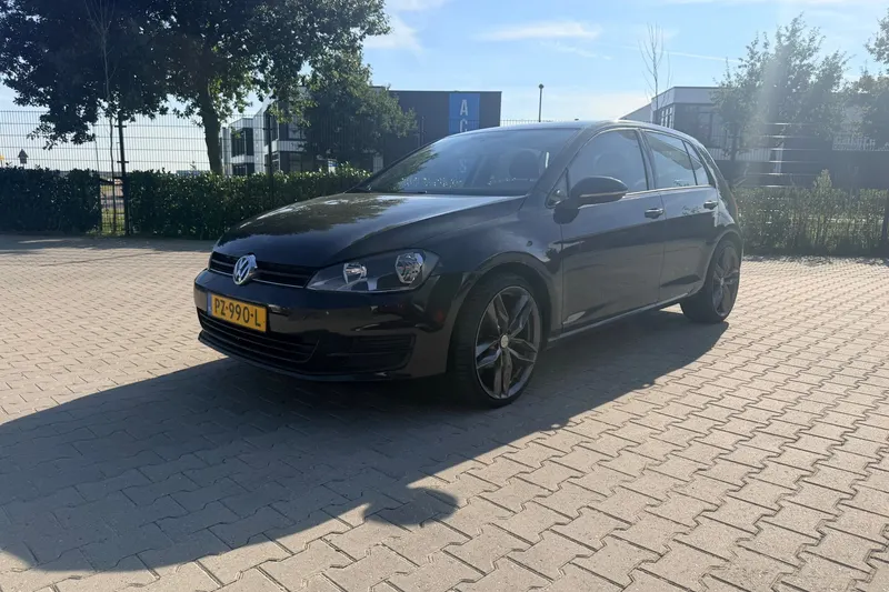 Volkswagen Golf (2014)
