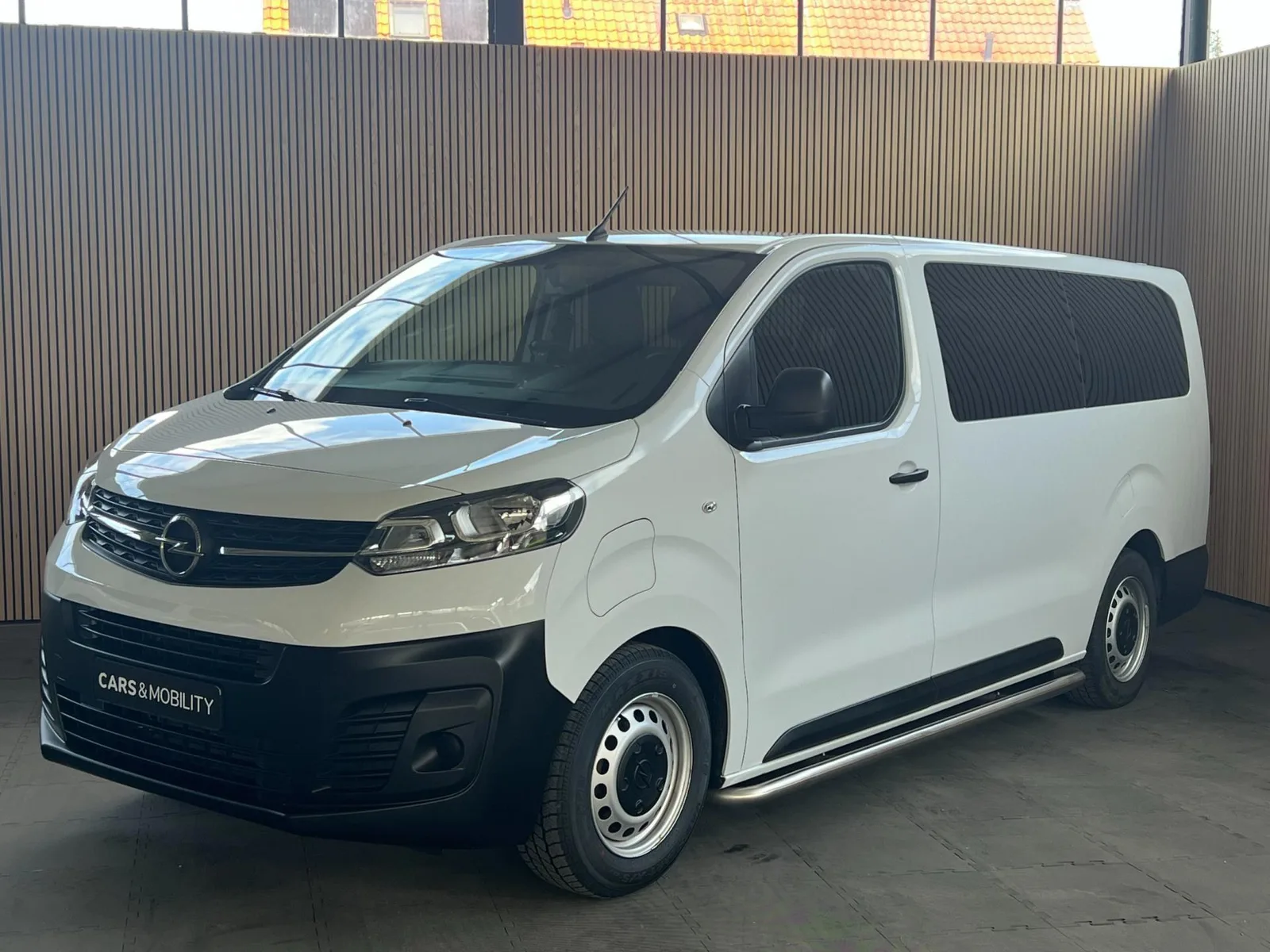 Opel Vivaro-e (2022) — foto 1