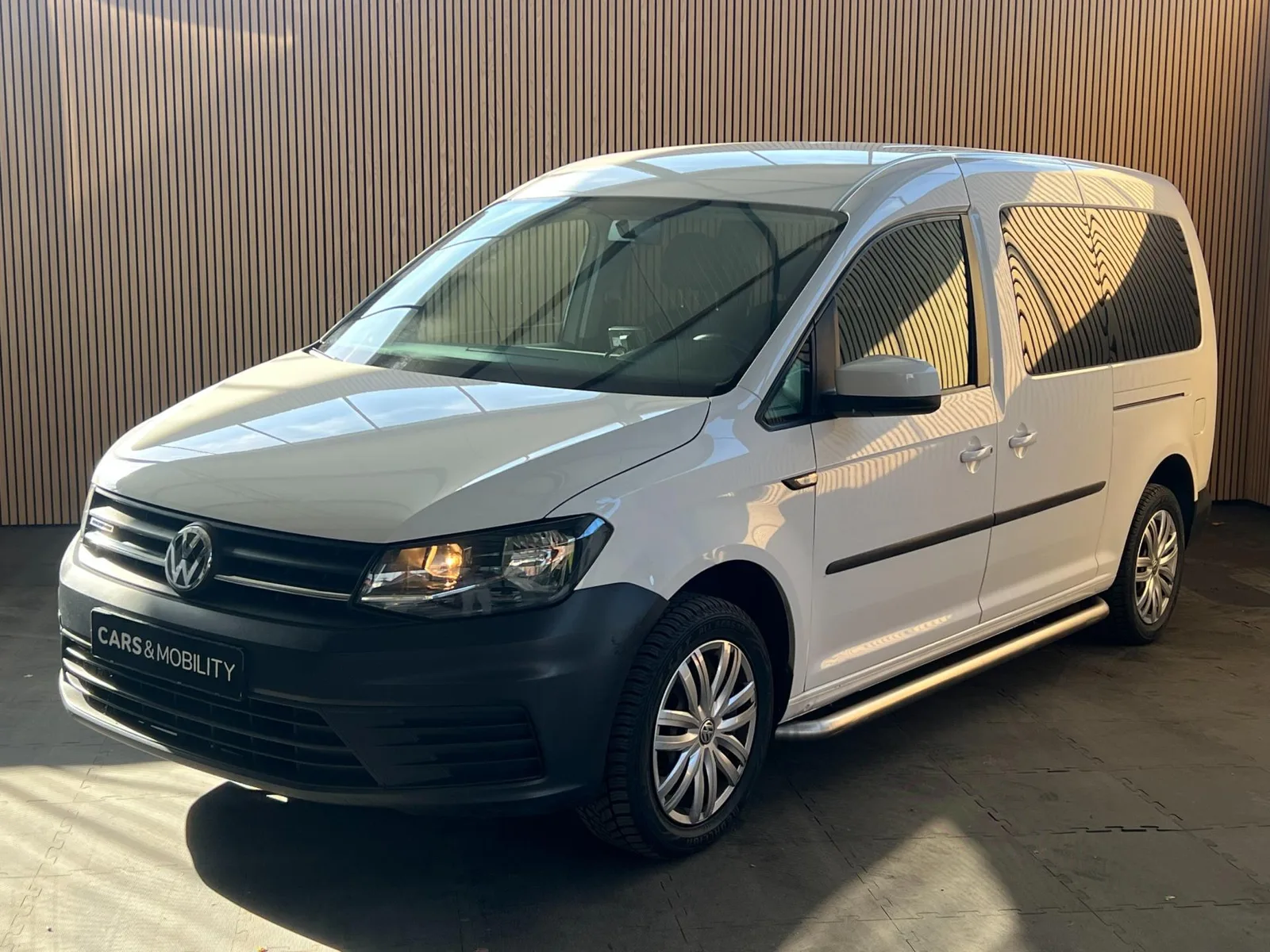 Volkswagen Caddy Maxi (2018) — foto 1
