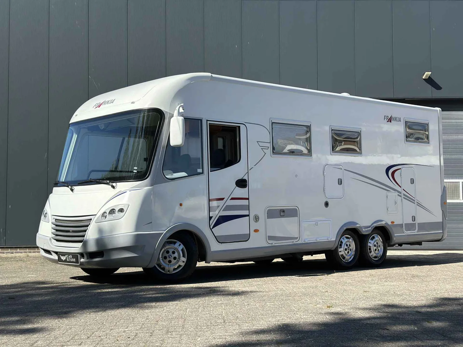 Frankia 740 (2007) — foto 1