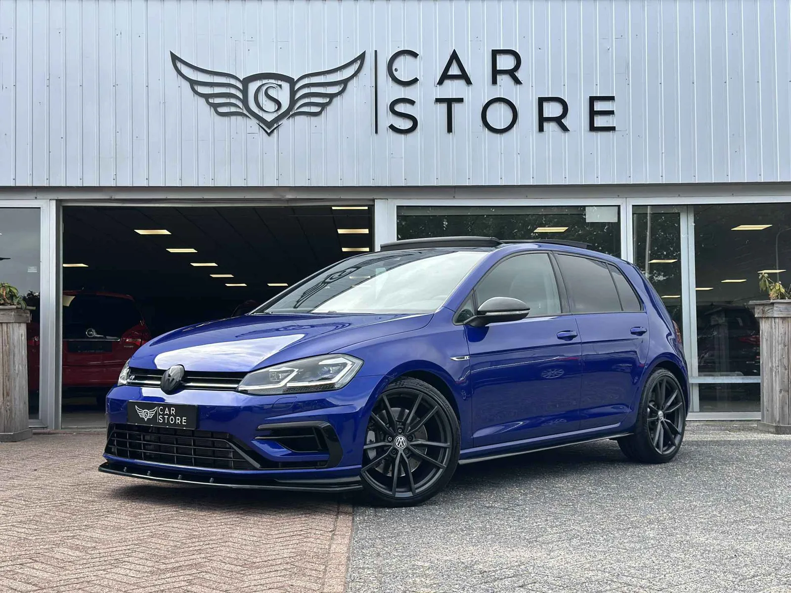Volkswagen Golf (2019) — foto 1