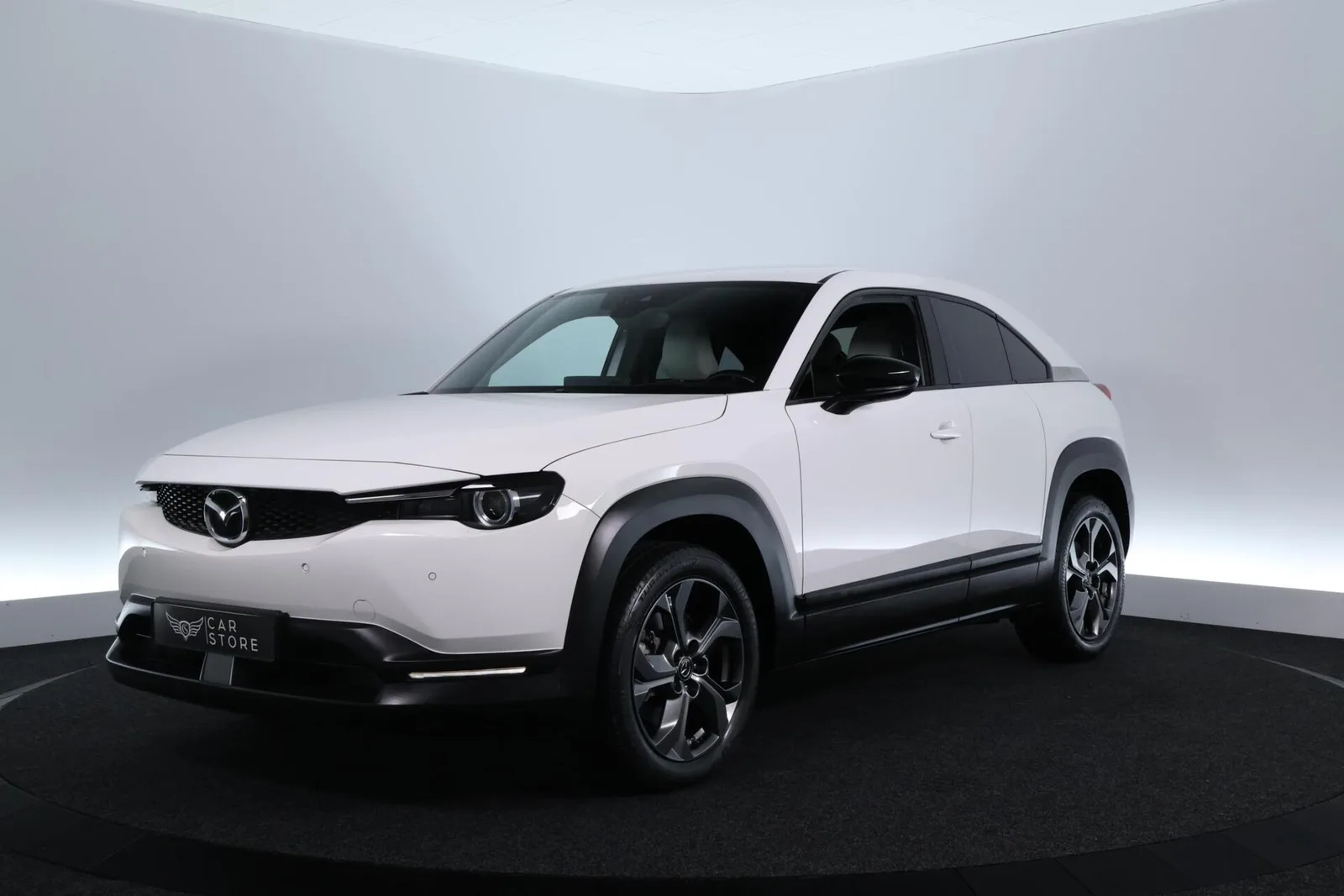 Mazda MX-30 (2020) — foto 1
