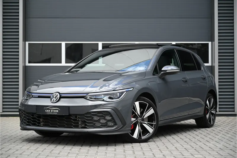 Volkswagen Golf (2021)