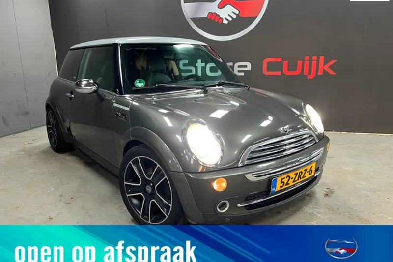 MINI Cooper (2006)