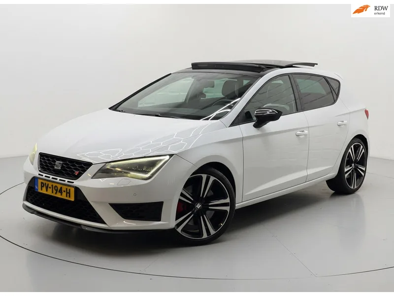 SEAT Leon (2014) — foto 1