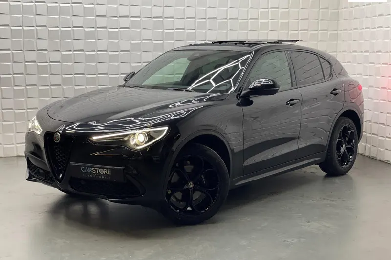 Alfa Romeo Stelvio (2018)