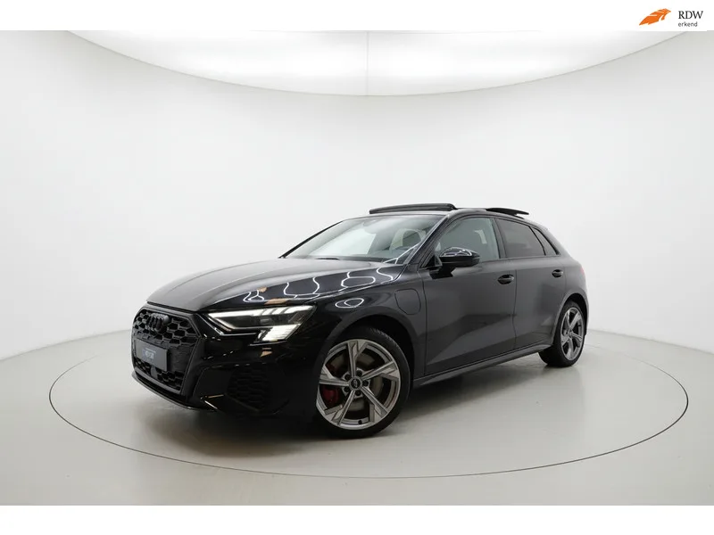 Audi A3 (2021) — foto 1