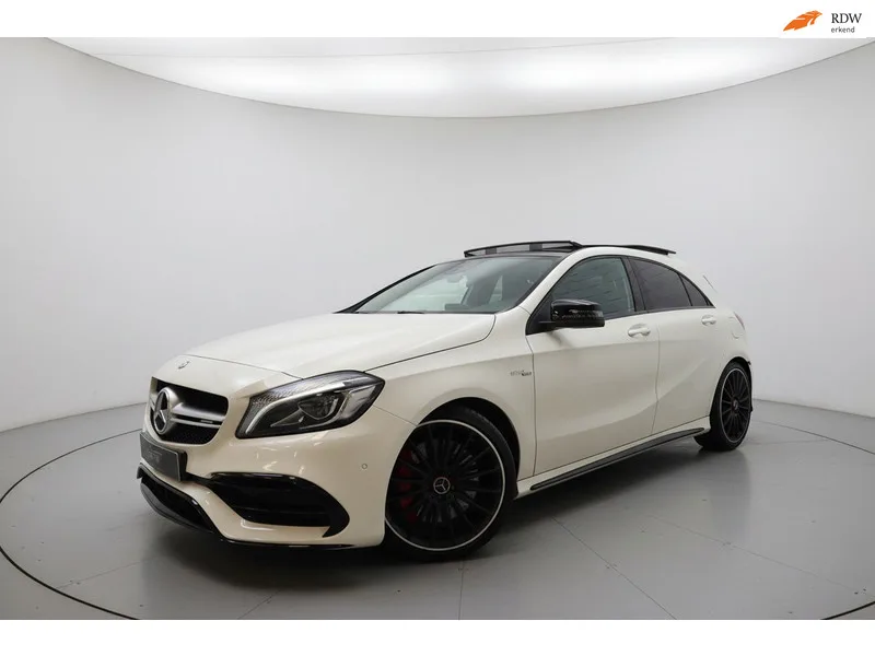 Mercedes-Benz A-Klasse (2016) — foto 1