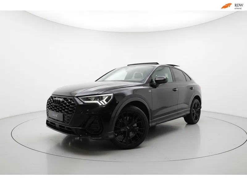 Audi Q3 (2021) — foto 1