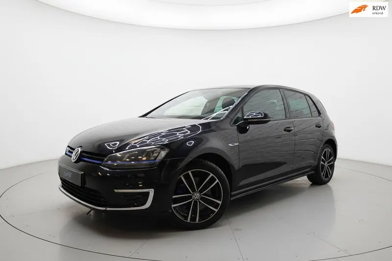 Volkswagen Golf (2016)