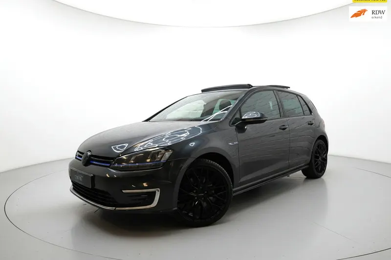 Volkswagen Golf (2016)