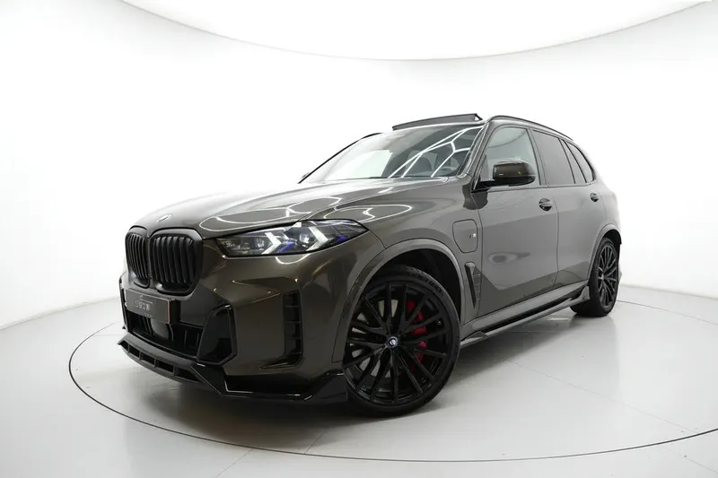 BMW X5 (2024)