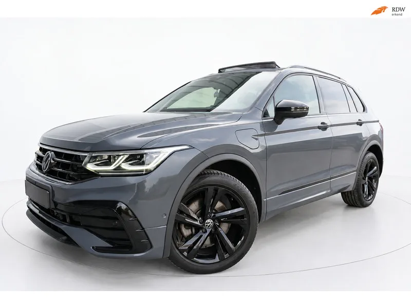 Volkswagen Tiguan (2022) — foto 1