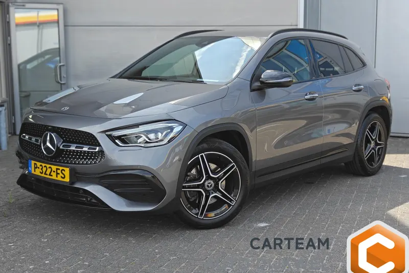 Mercedes-Benz GLA (2022)