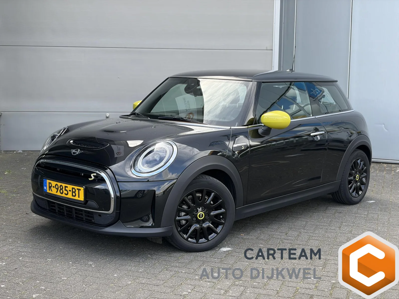 MINI Electric (2022) — foto 1
