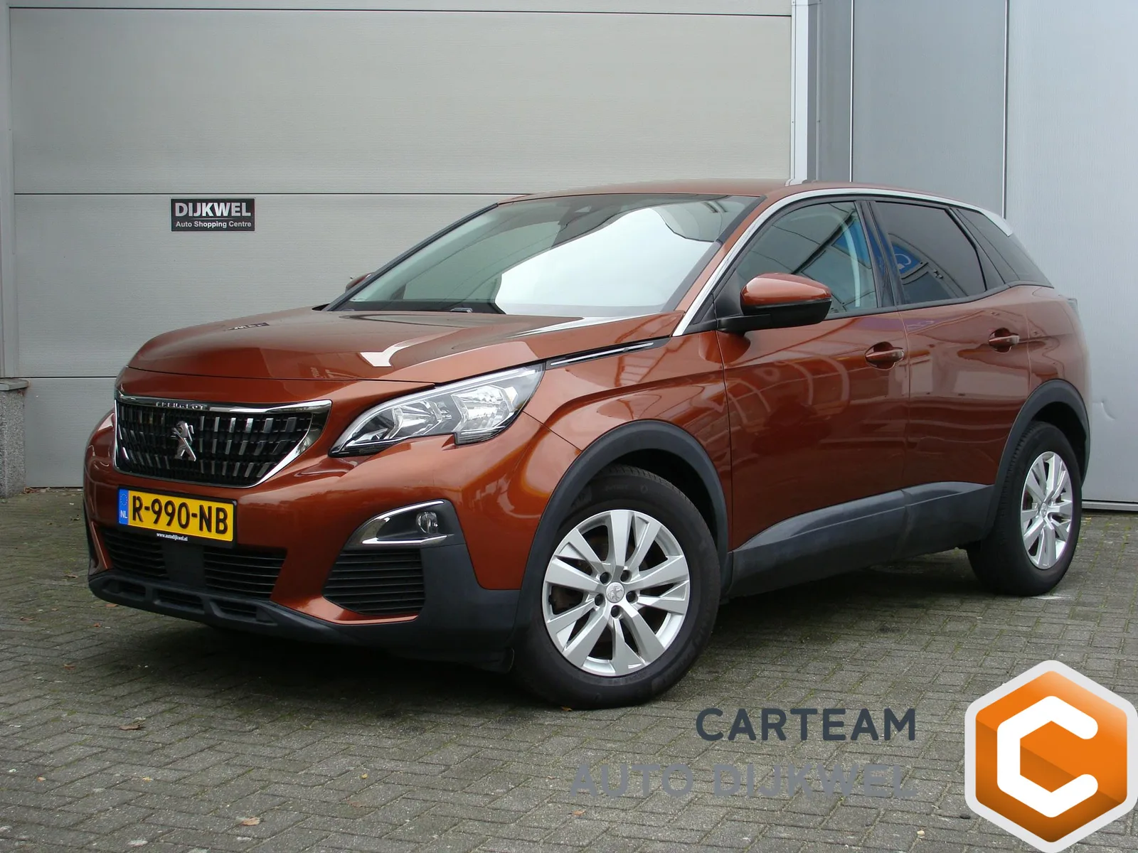 Peugeot 3008 (2019) — foto 1
