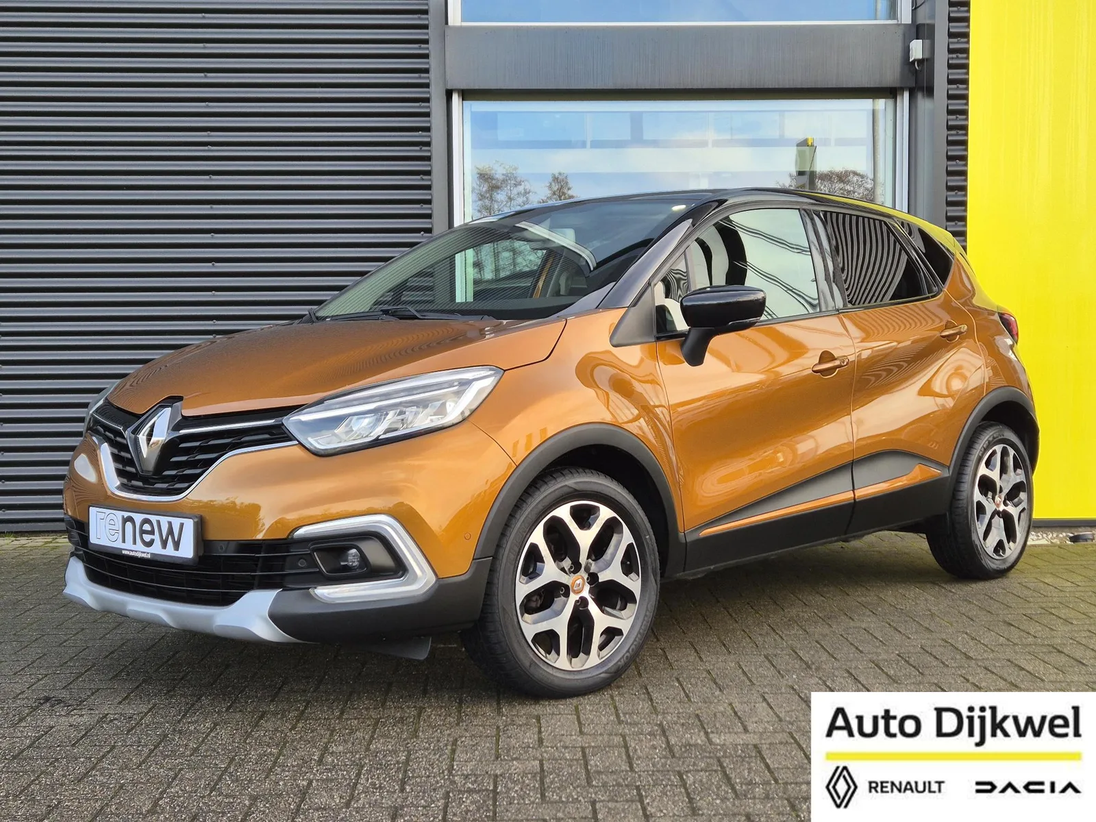 Renault Captur (2017) — foto 1