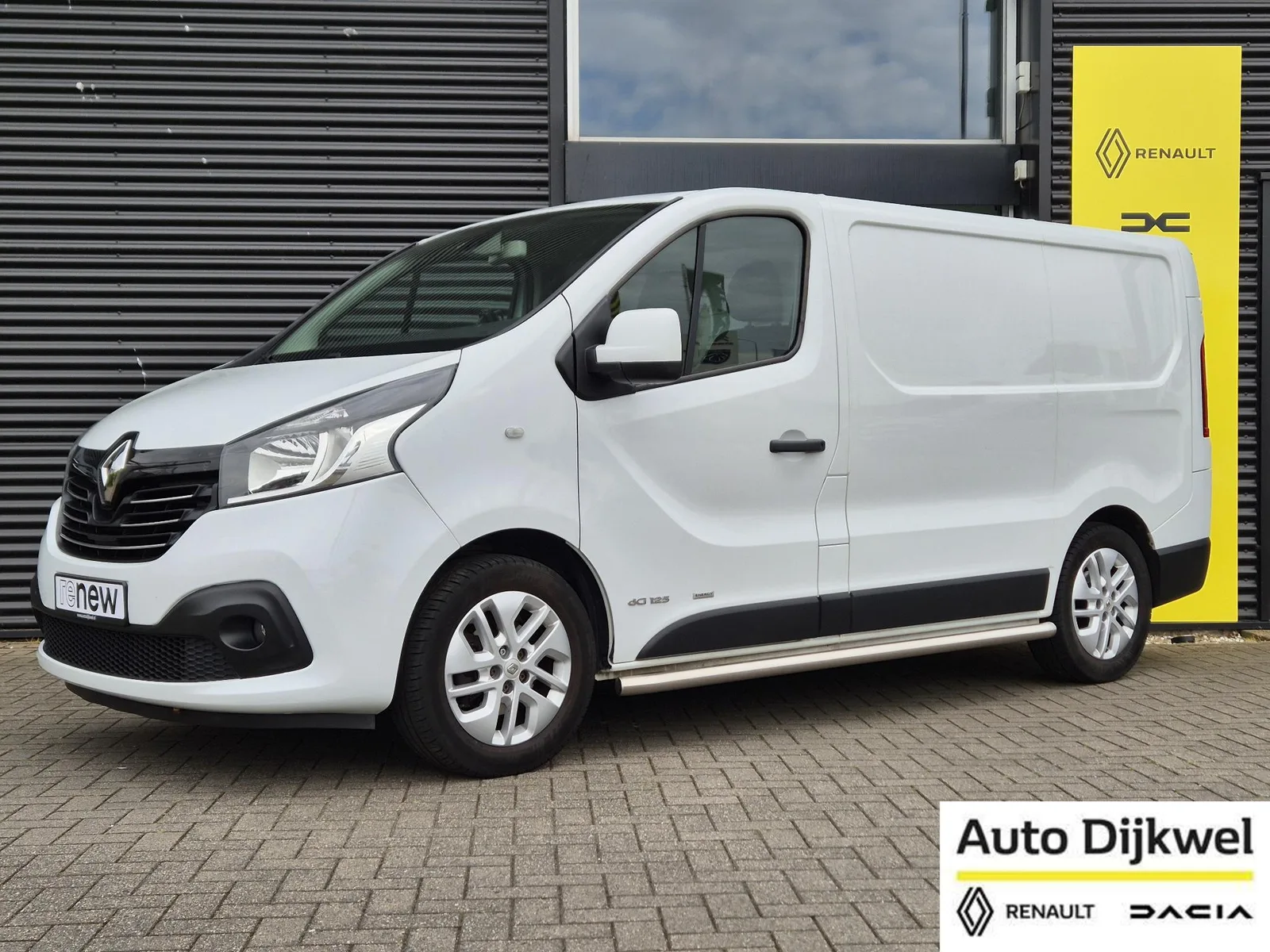 Renault Trafic (2017) — foto 1