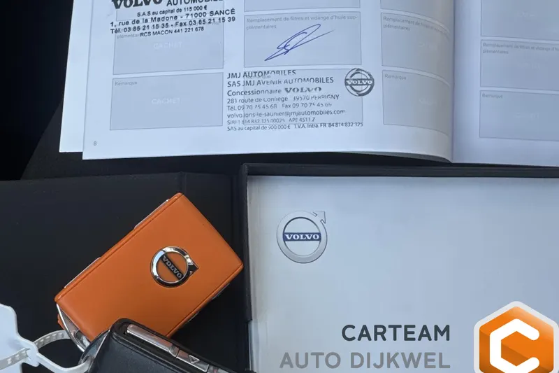Volvo XC40 (2021)