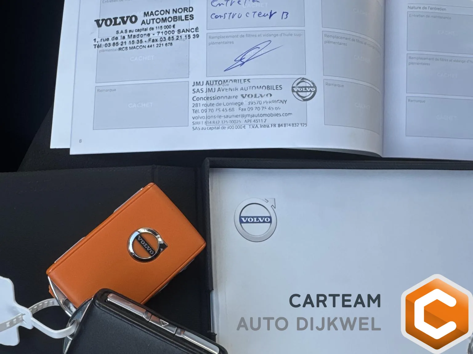 Volvo XC40 (2021) — foto 1