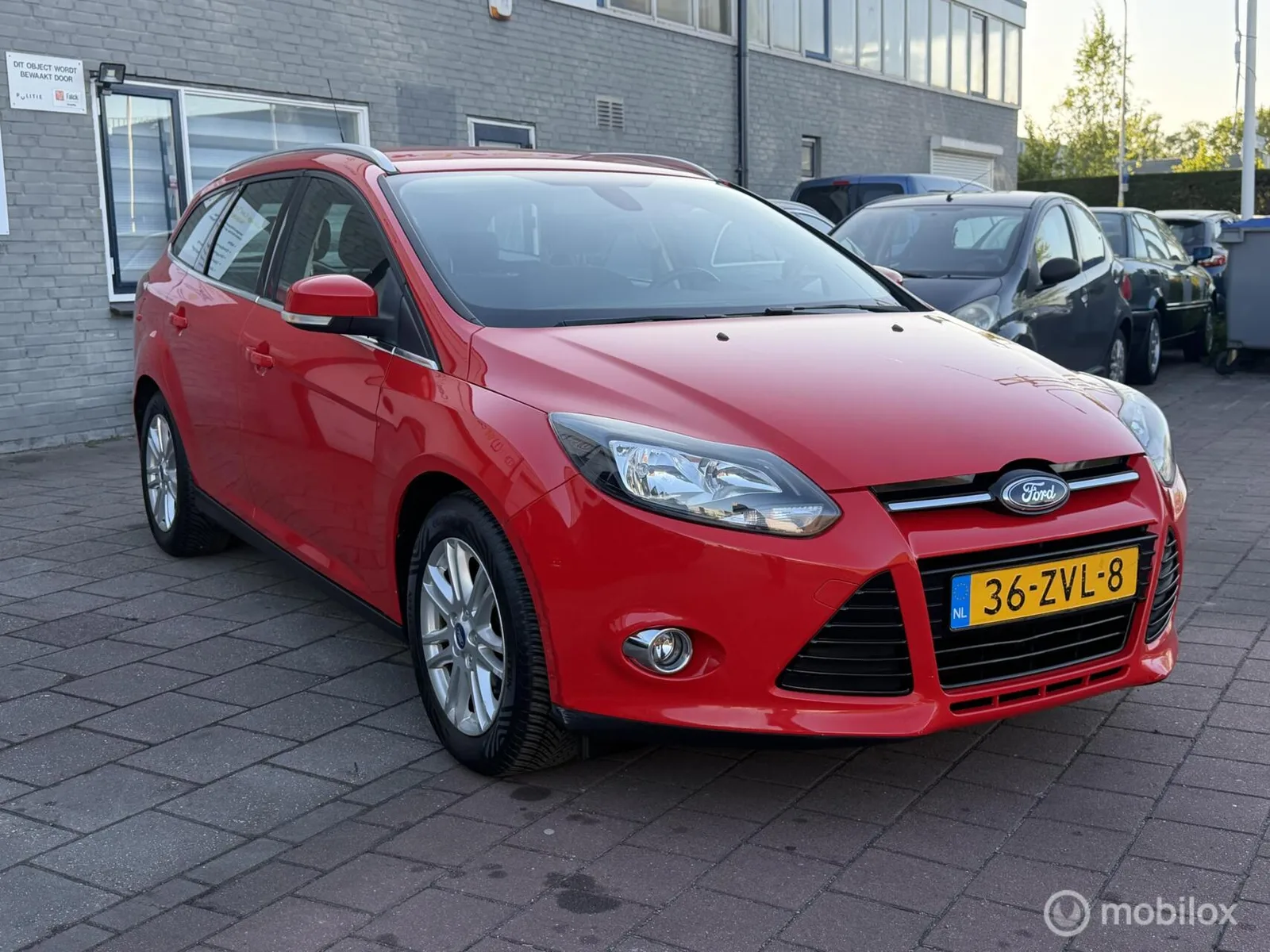 Ford Focus (2013) — foto 1