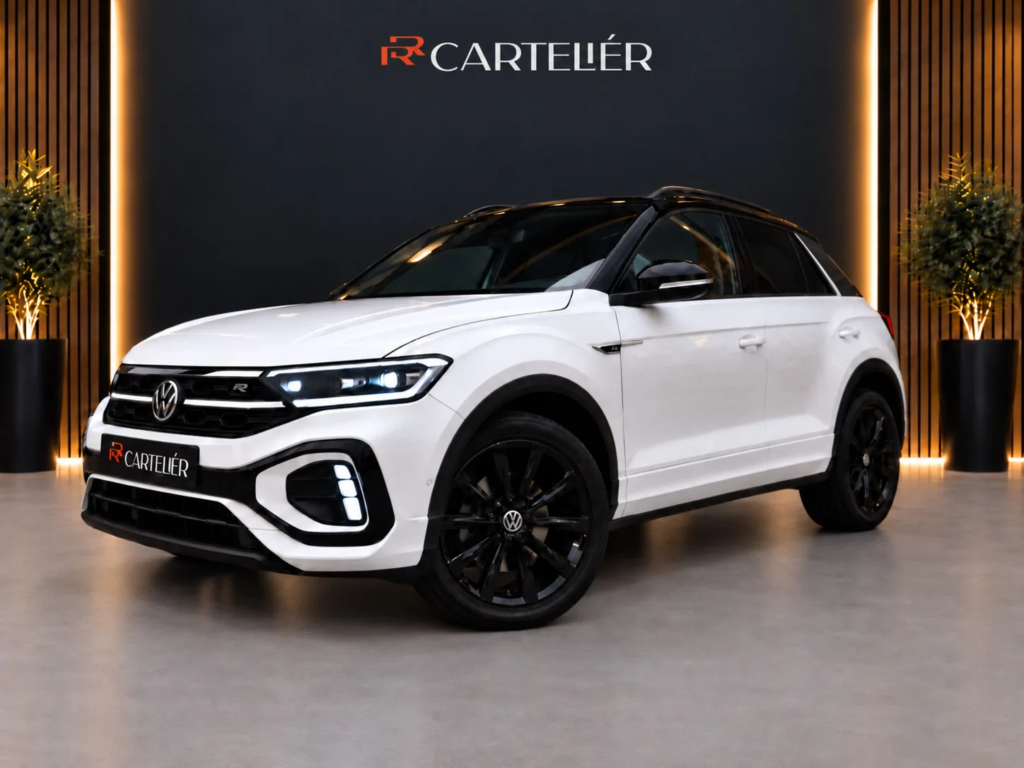 Volkswagen T-Roc (2022) — foto 1