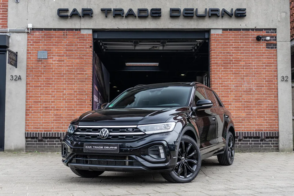 Volkswagen T-Roc (2023) — foto 1