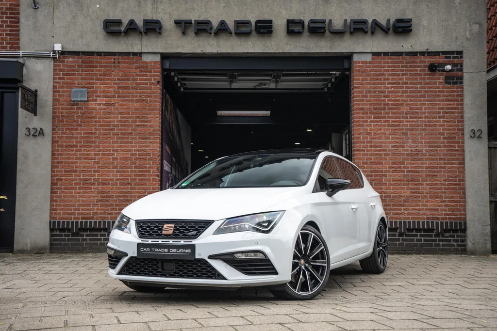 SEAT Leon (2019) — foto 1