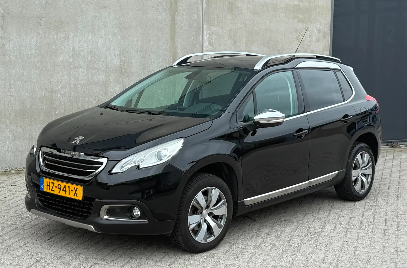 Peugeot 2008 (2016) — foto 1
