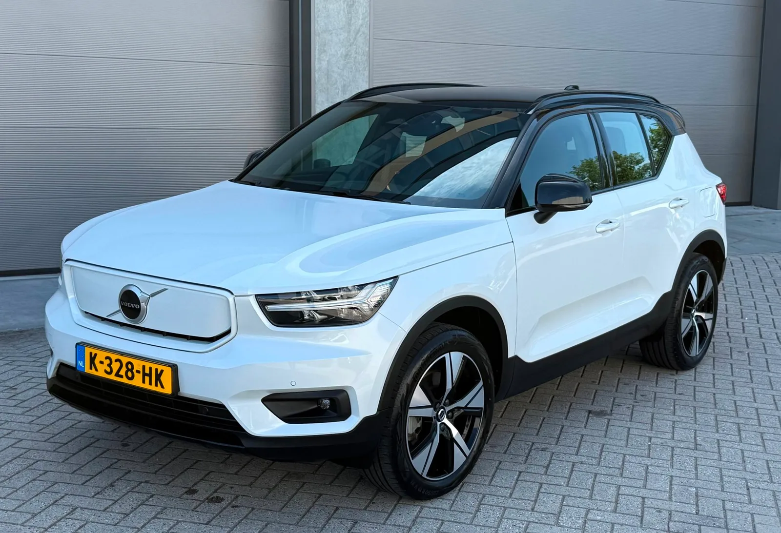 Volvo XC40 (2020) — foto 1