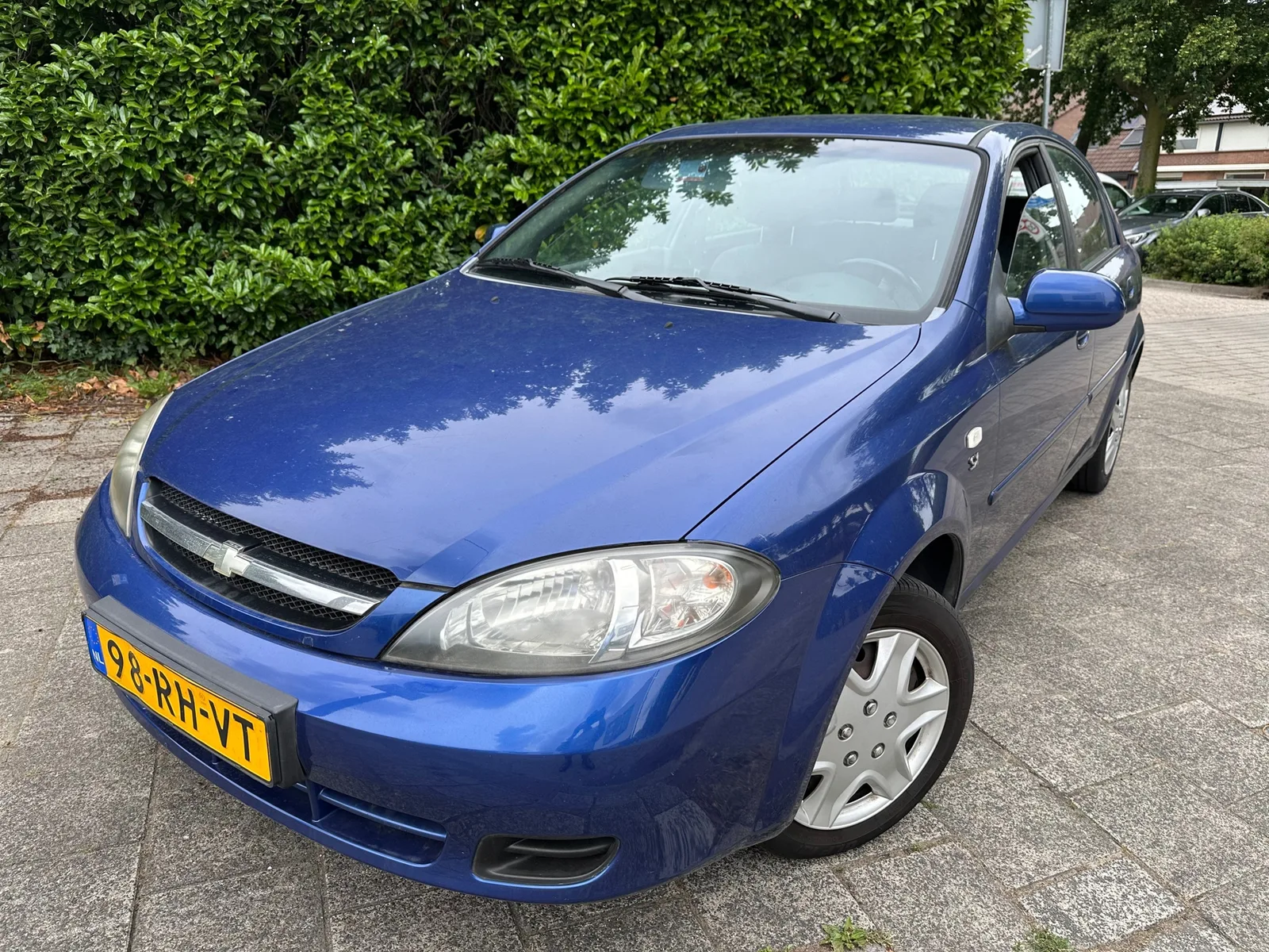 Chevrolet Lacetti (2027) — foto 1