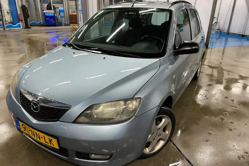 Mazda 2 (2004)