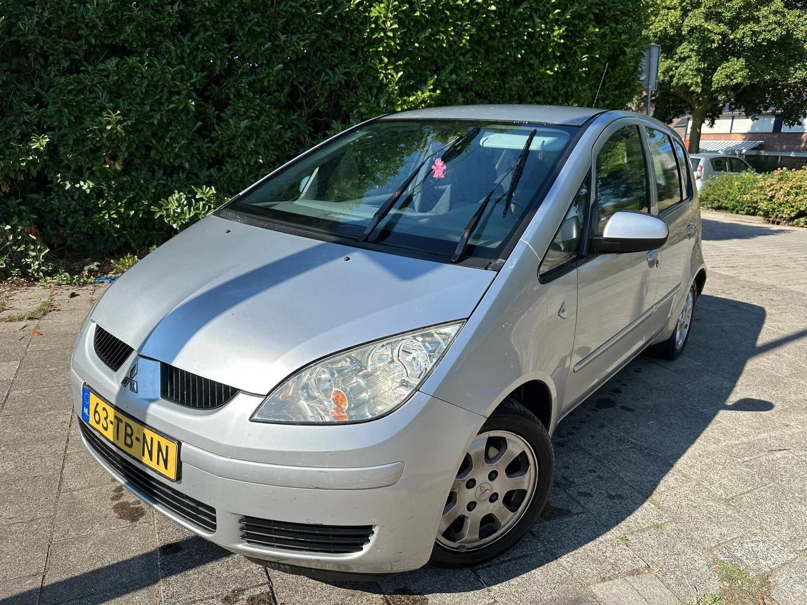 Mitsubishi Colt (2006) — foto 1
