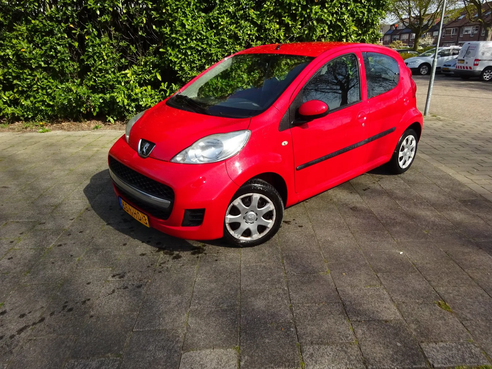 Peugeot 107 (2010) — foto 1