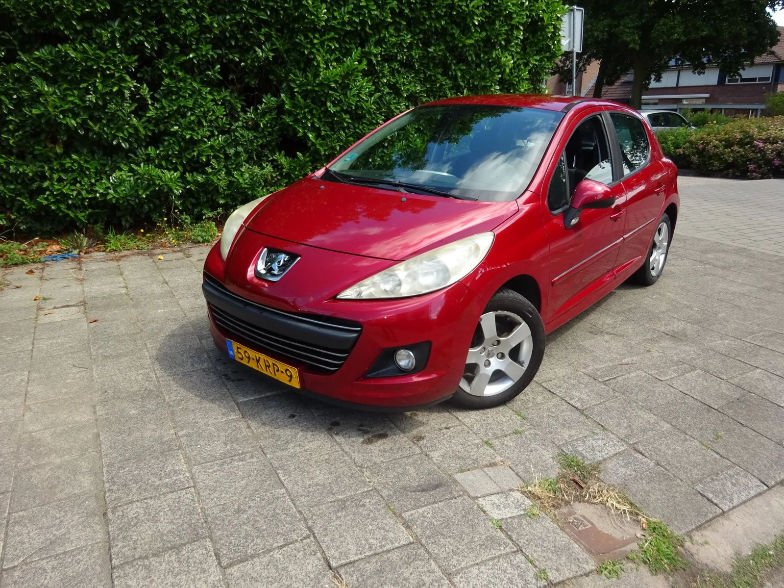 Peugeot 207 (2010) — foto 1