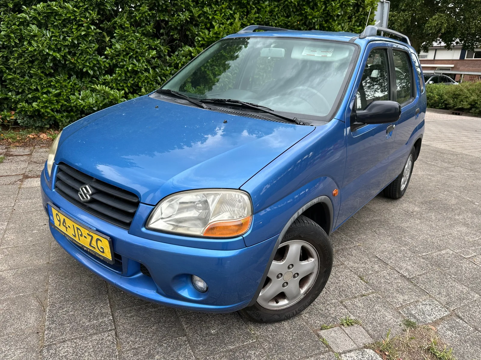 Suzuki Ignis (2002) — foto 1