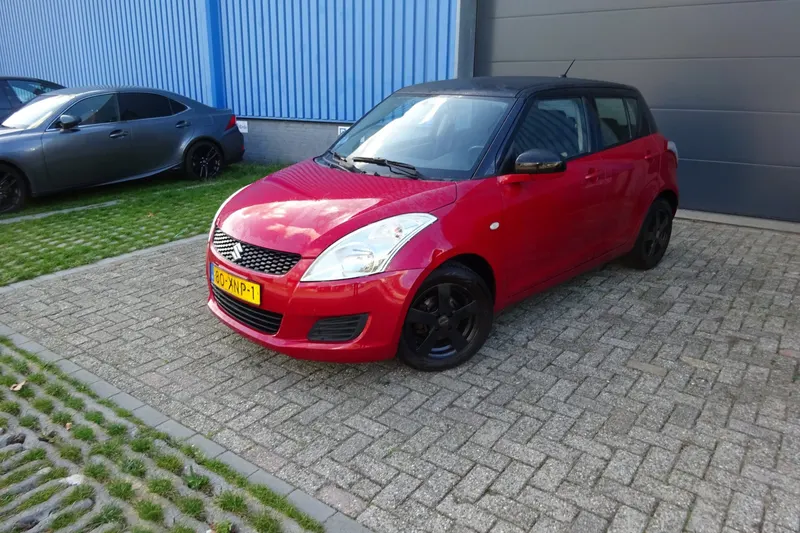 Suzuki Swift (2012)