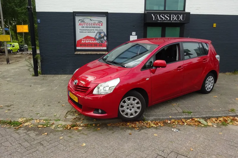Toyota Verso (2009)