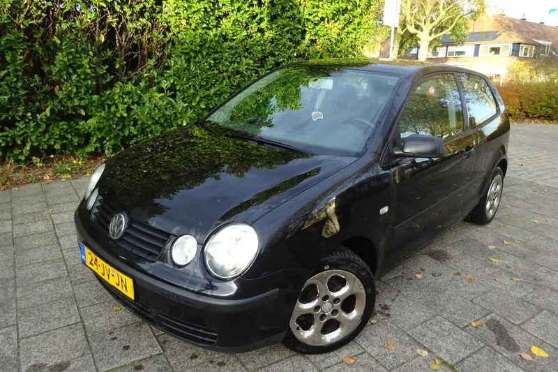 Volkswagen Polo (2002)