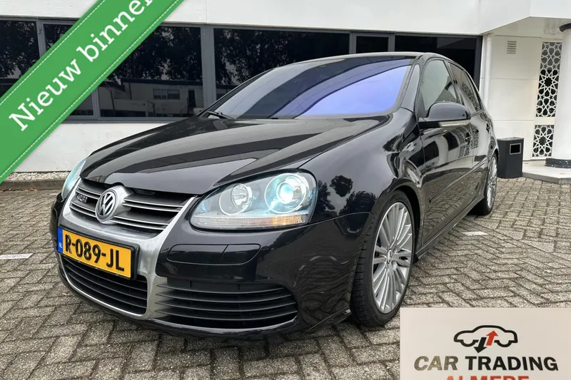 Volkswagen Golf (2008)