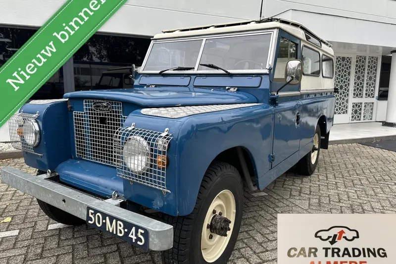 Land Rover 109 (1968)