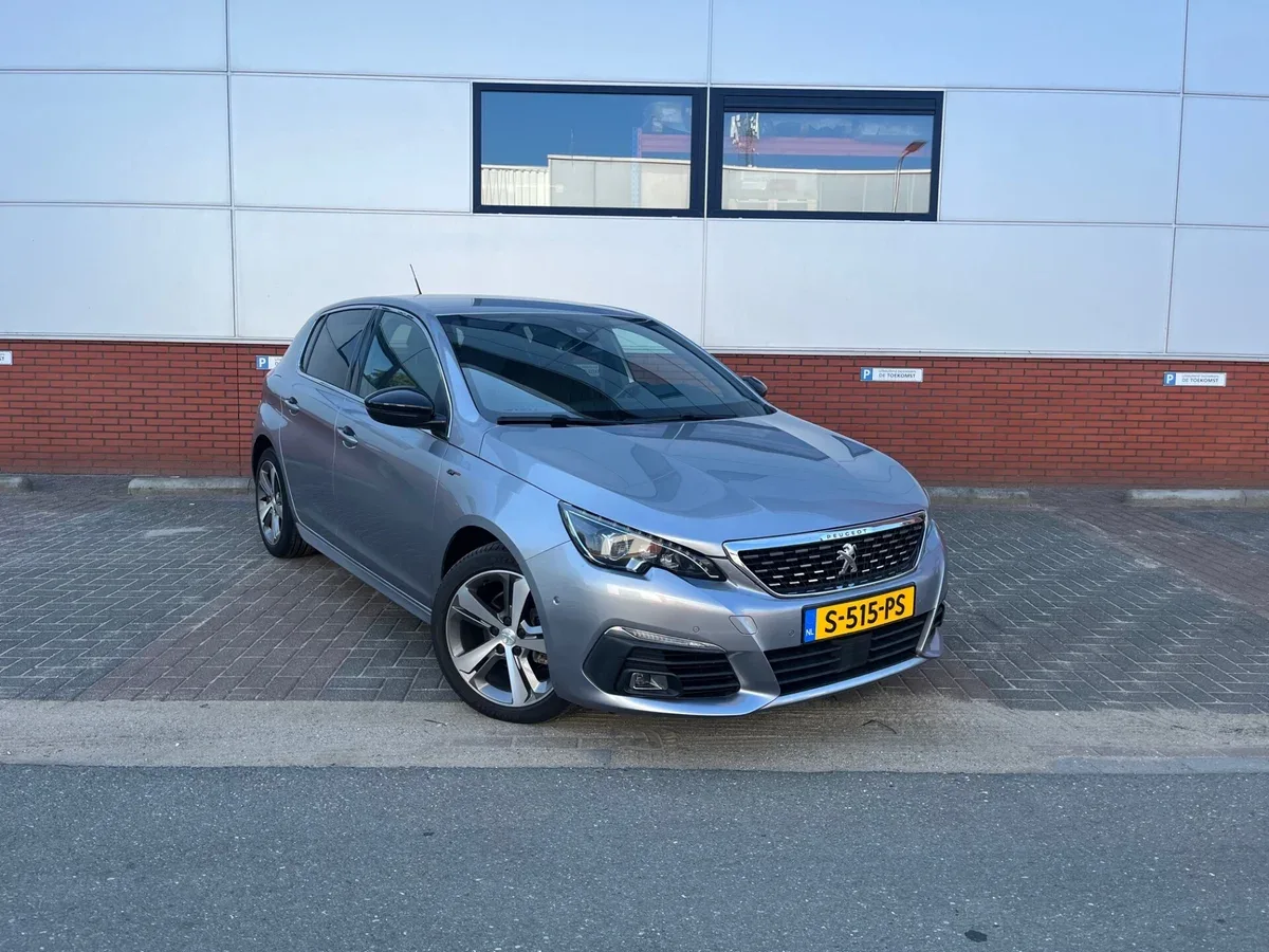 Peugeot 308 (2021) — foto 1