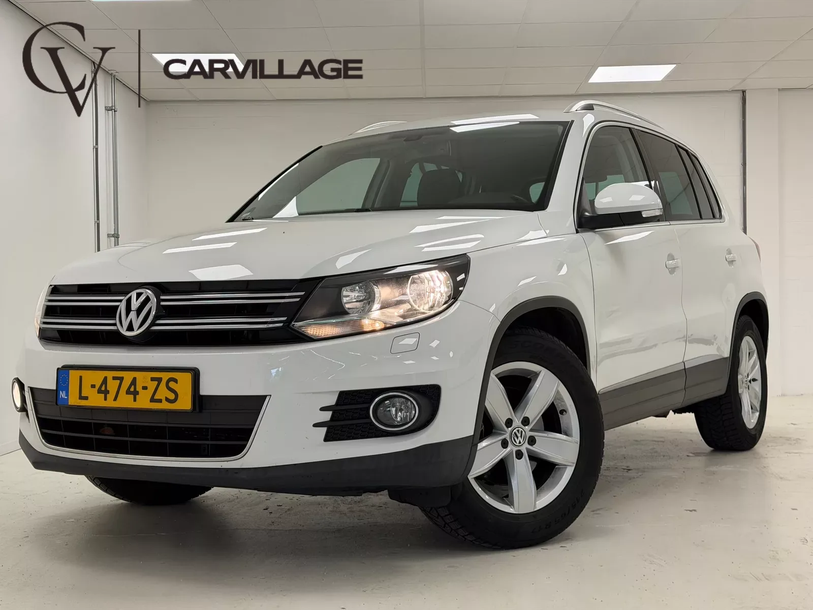 Volkswagen Tiguan (2015) — foto 1