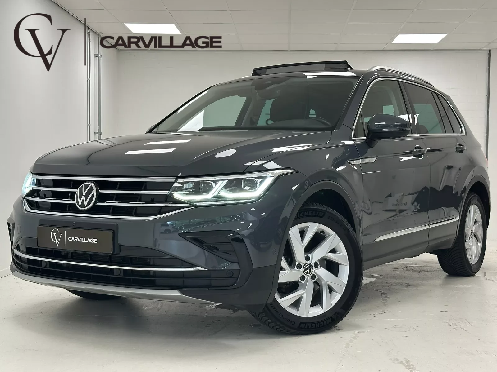 Volkswagen Tiguan (2021) — foto 1