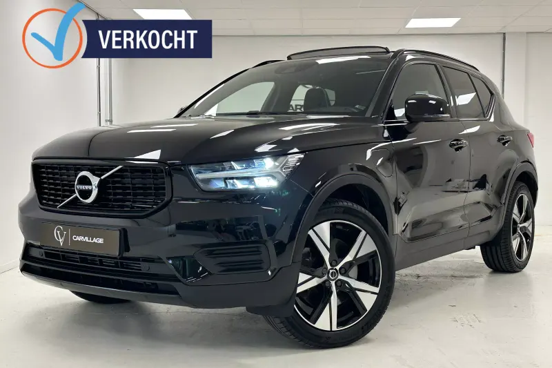 Volvo XC40 (2022)