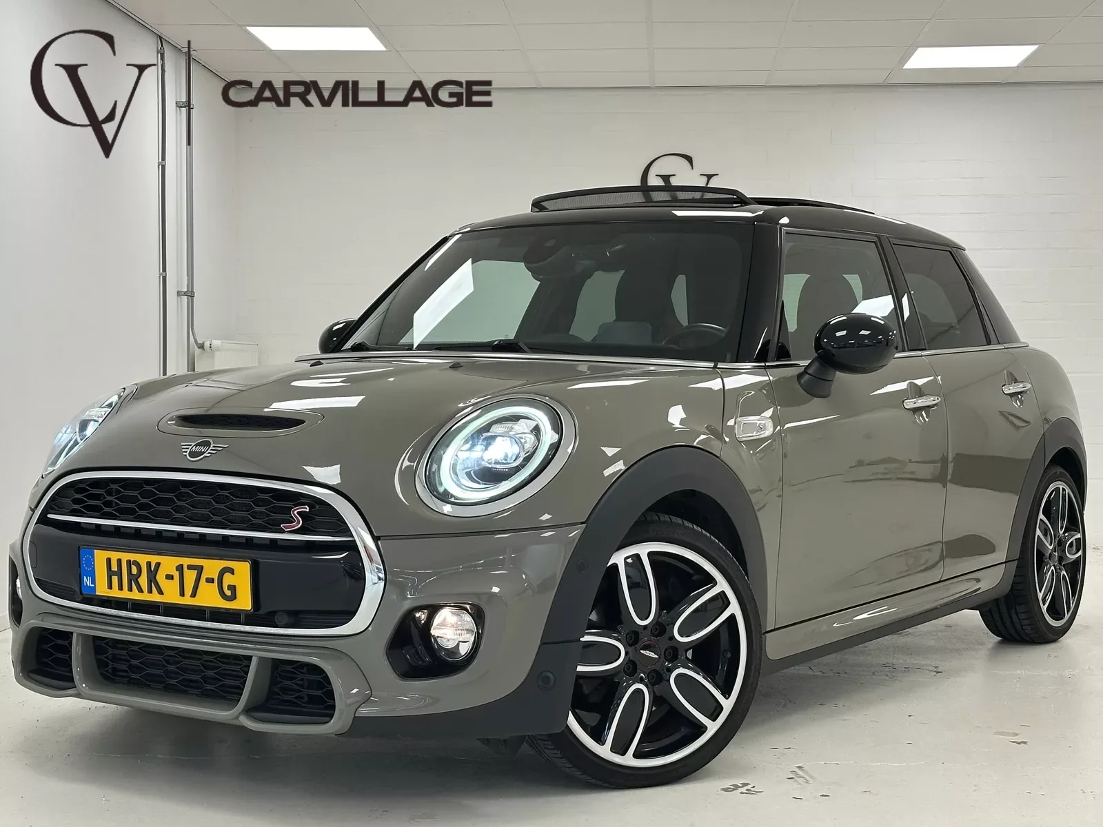 MINI Cooper S (2019) — foto 1