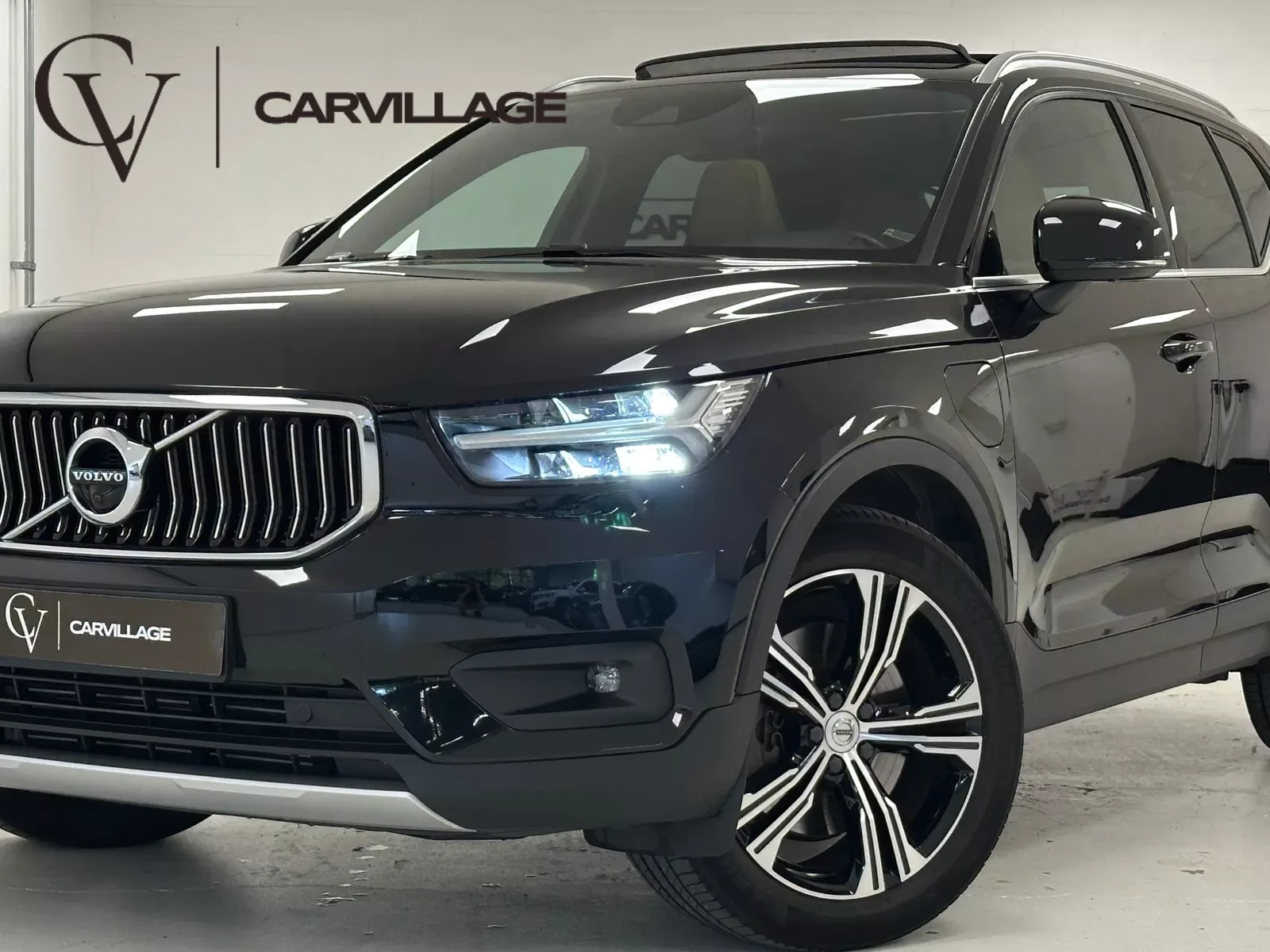 Volvo XC40 (2021) — foto 1